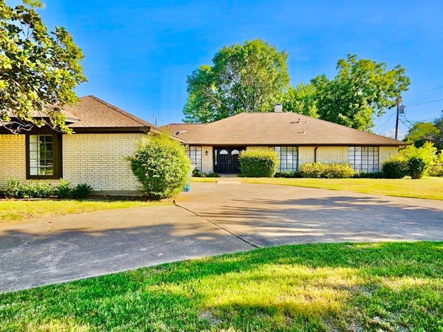 Primary Photo - 322 E Tripp Rd