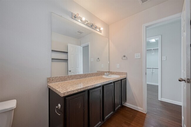 Building Photo - 6026 Stockholm Ct