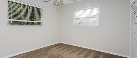 Building Photo - 831 NW 43rd Ave