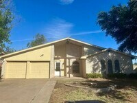 Building Photo - 4512 Misty Valley W