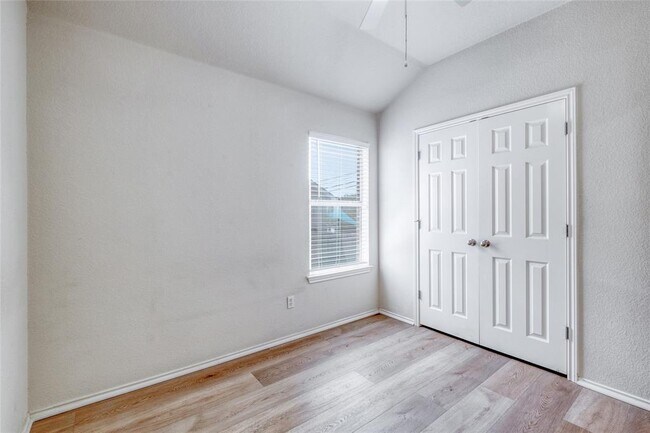 Building Photo - 1538 Haynie Bend