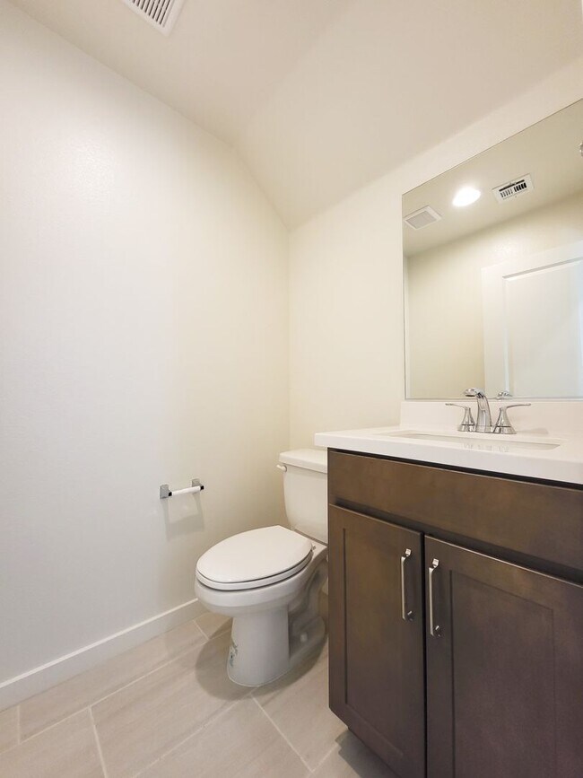 Building Photo - House for Rent in Summerlin Call or Text f...