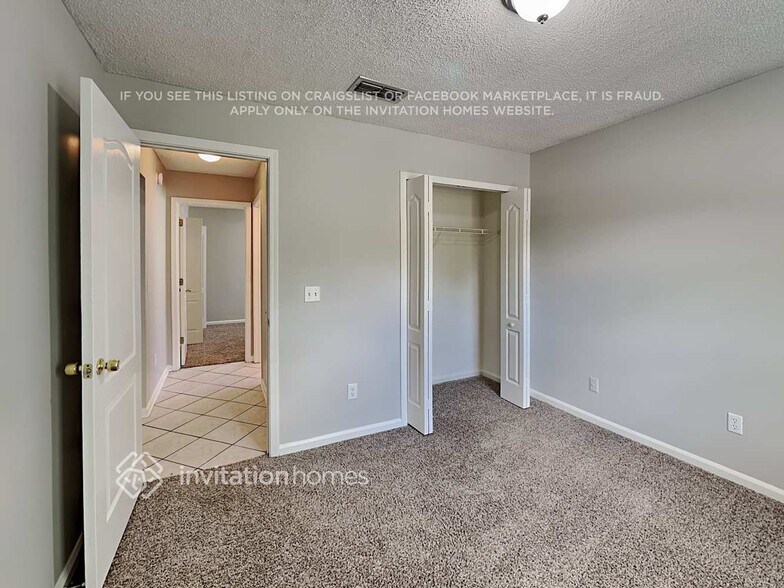 Building Photo - 3852 Autumn Leaf Ct