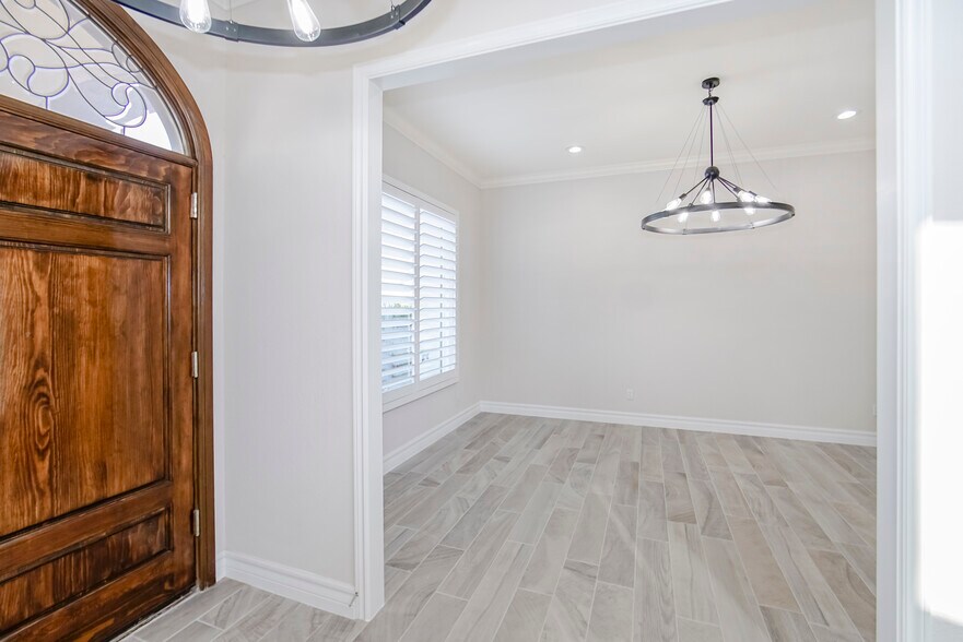 Building Photo - 6489 Calle Placido Dr
