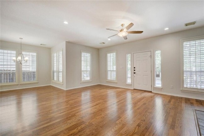 Building Photo - 2614 Kinney Oaks Ct