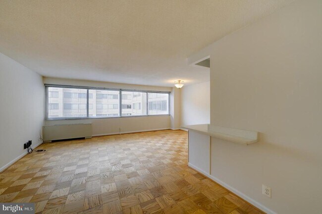 Building Photo - 4515 Willard Ave