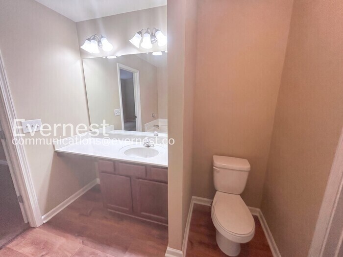 Building Photo - 1722 Coleville Oak Ln