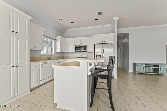 Building Photo - 2934 Nicholson Lake Dr