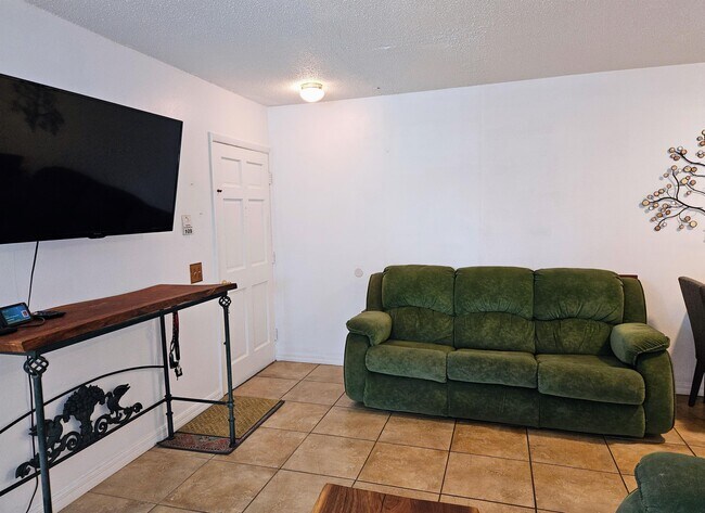 Building Photo - 3575 Gulf Blvd