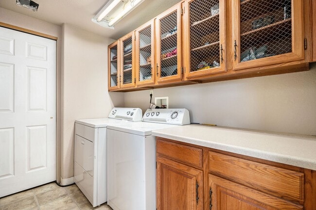 Building Photo - 12773 N Tenderfoot Trail