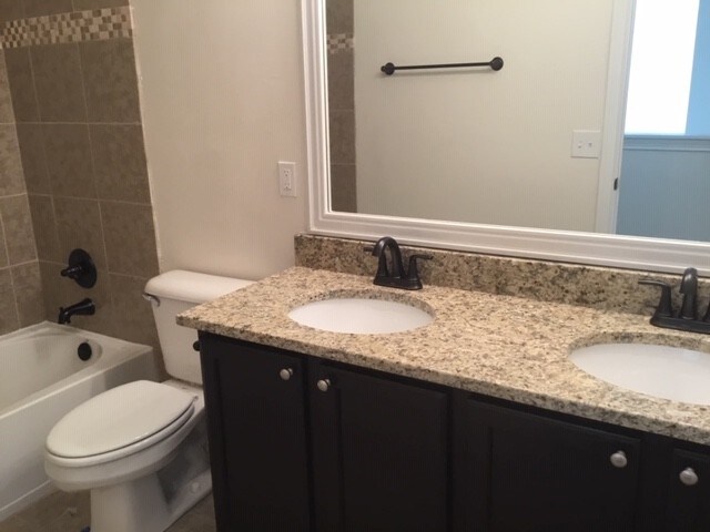 Building Photo - 1130 Mastell Dr