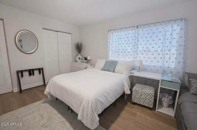 Building Photo - 14620 Yerba Buena Way