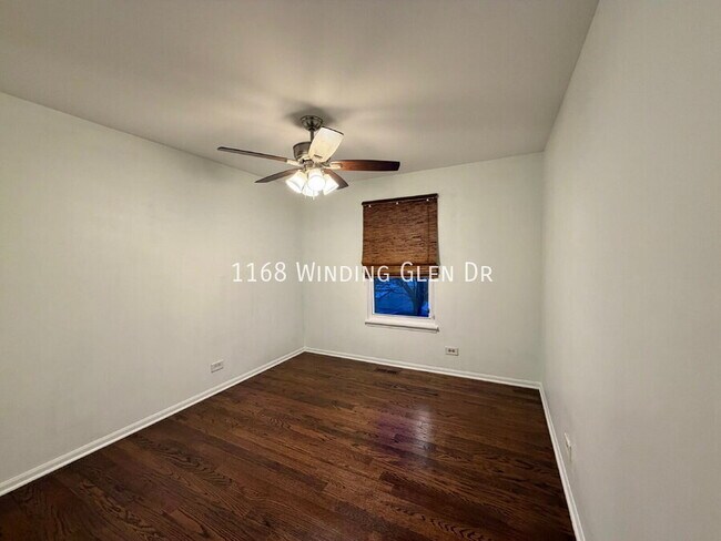 Building Photo - 1168 Winding Glen Dr