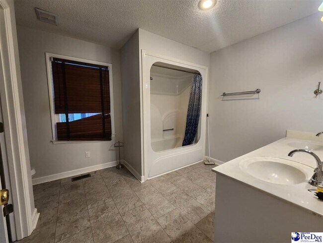 Building Photo - 1030 Cheraw Dr