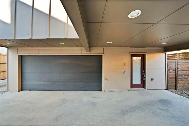 Building Photo - 5841 Oram St