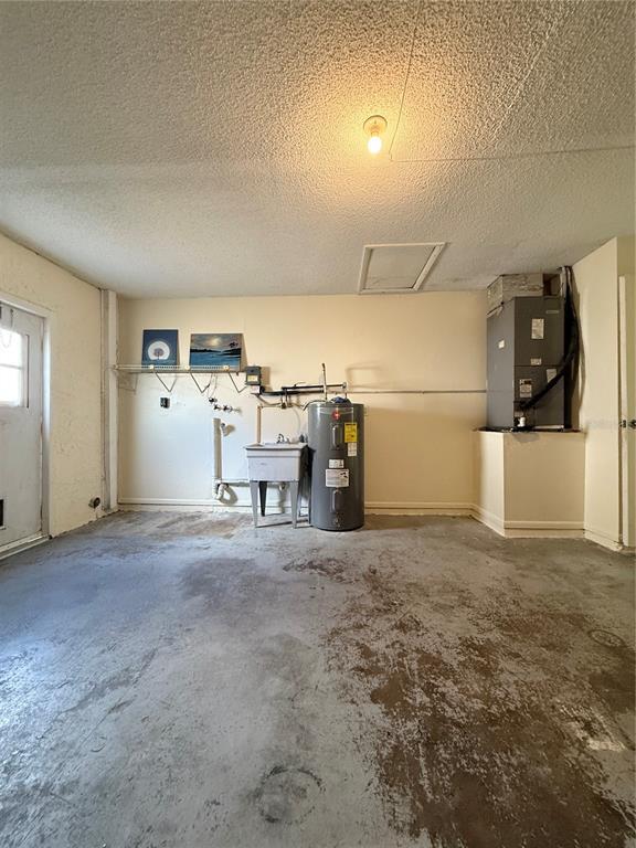 Building Photo - 600 6th Ave SE