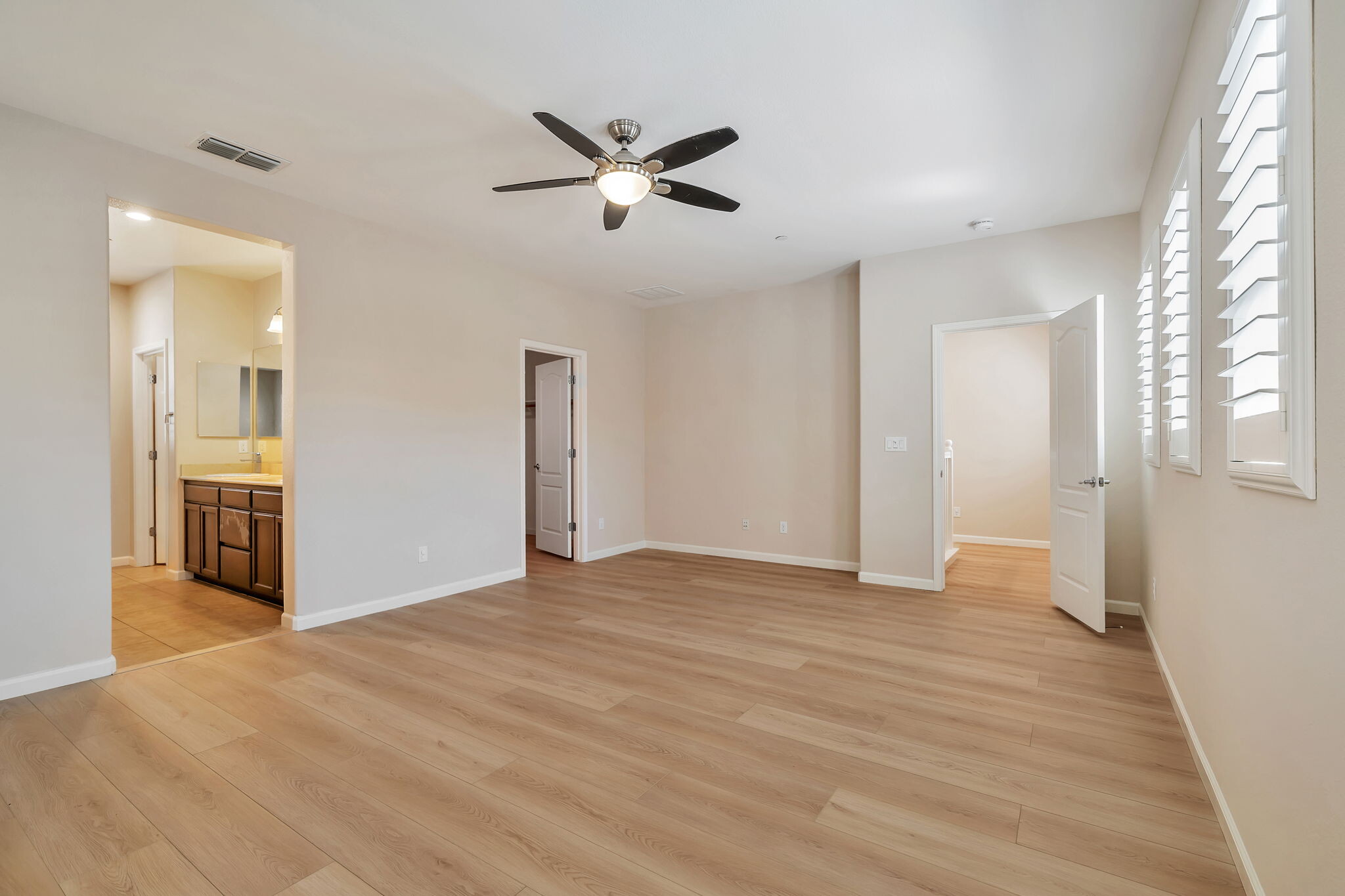 Building Photo - 3343 Vittoria Loop