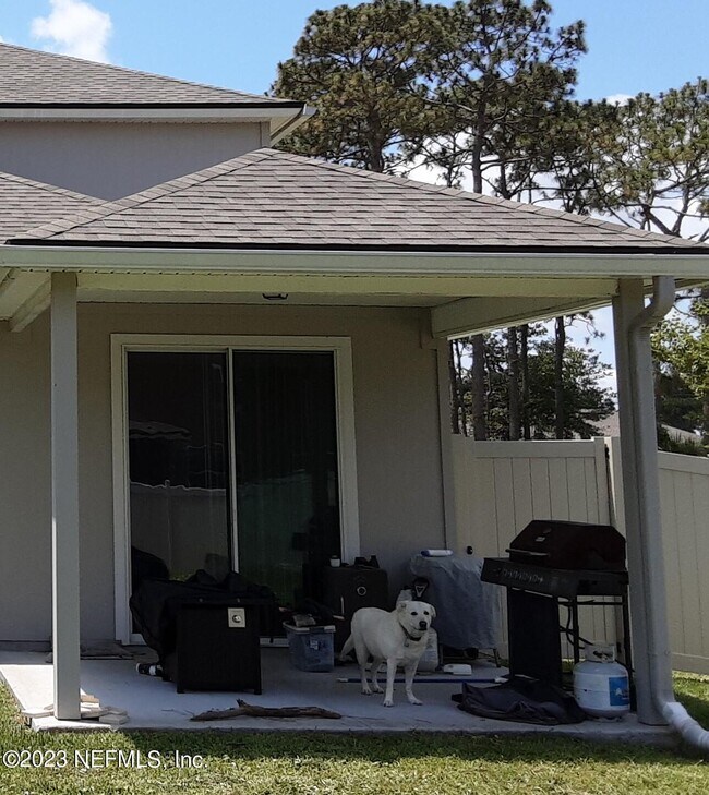 Building Photo - 742 Northside Dr S