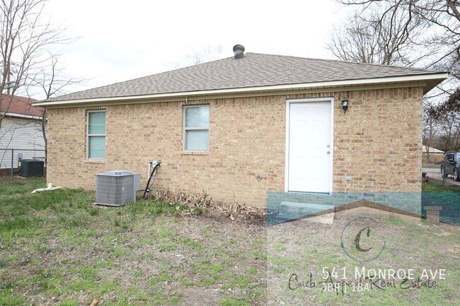 Building Photo - 3 bed / 1 bath house in Trumann