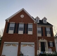 Building Photo - 33 Marion Dr