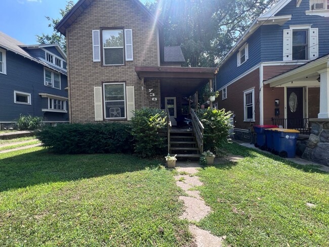 Primary Photo - Three Bedroom on the NE Side of GR!