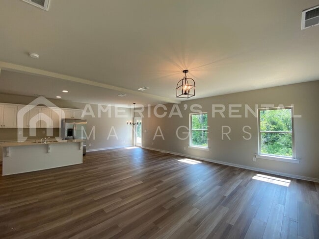 Building Photo - DEPOSIT PENDING!!! - Home for Rent in Odenville, AL! Available to View Now!