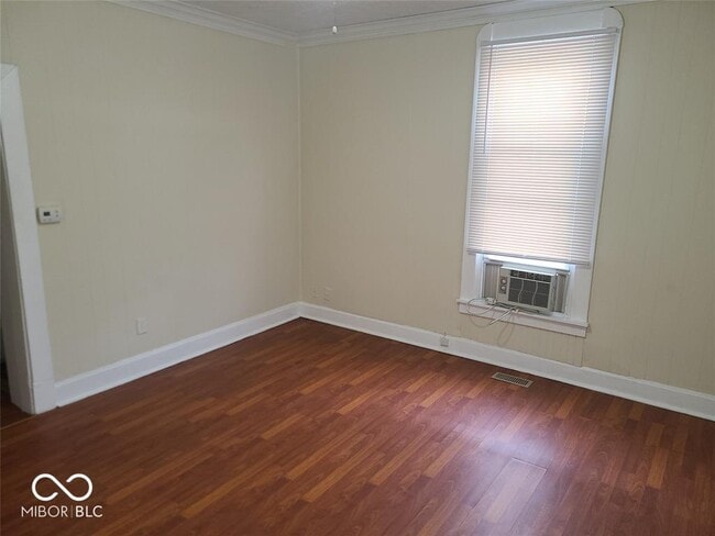 Building Photo - 416 N Linwood Ave
