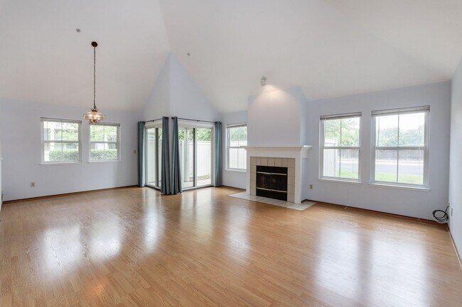 Building Photo - 2BR/2.5BA Pet-Friendly Townhome with Loft, Pool & 2-Car Garage | Foster City | YouTube Tour