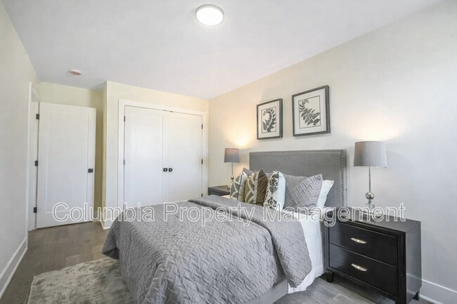 Building Photo - 3552 Warder St NW