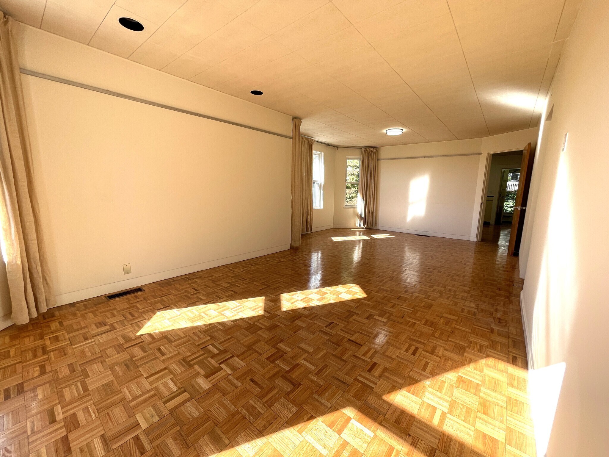 Building Photo - 10 Packard Ave