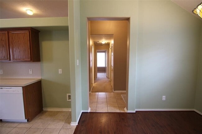 Building Photo - 12259 Noco Dr