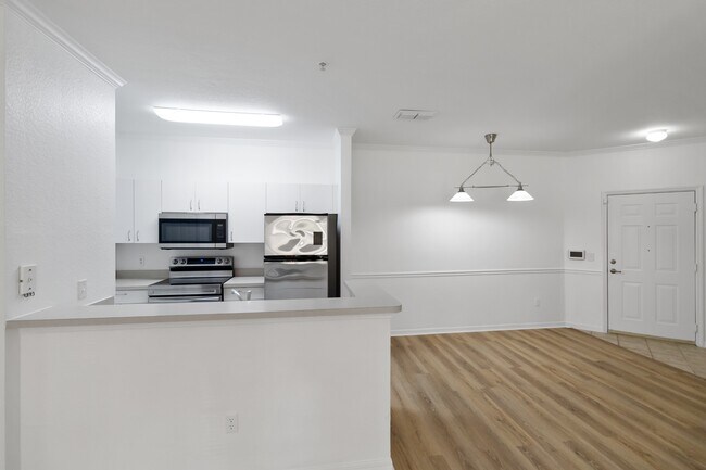 Building Photo - 3599 Conroy Rd