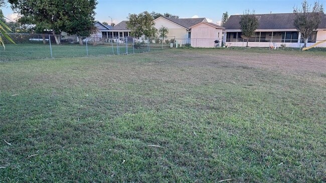 Building Photo - 12043 Rotuma St