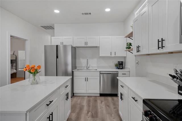 Building Photo - 1011 S Armstrong Ave