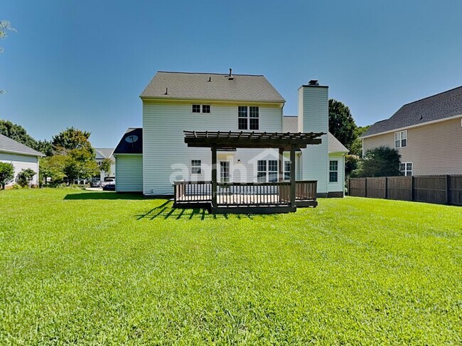 Building Photo - 2713 Glasshouse Rd