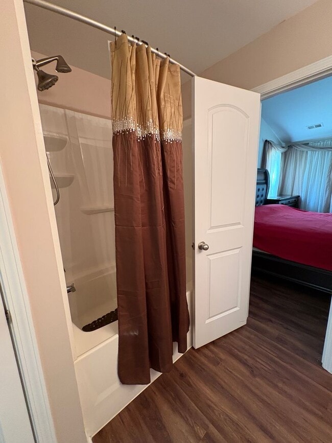 Building Photo - 4 Bedroom 2.5 Bath Home in Woodruff Near B...