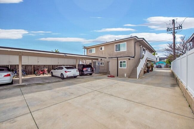 Building Photo - East Side Gem