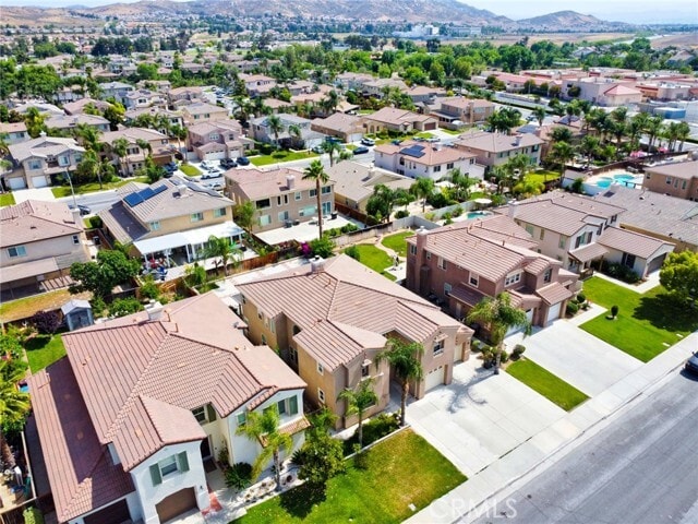 Building Photo - 27685 Rockwood Ave