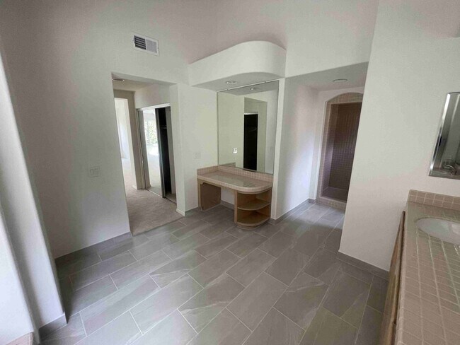 Building Photo - CALABASAS MEDITERRANEAN ESTATE IN THE BELL...