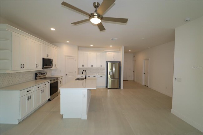 Building Photo - 307 Lomond Dr