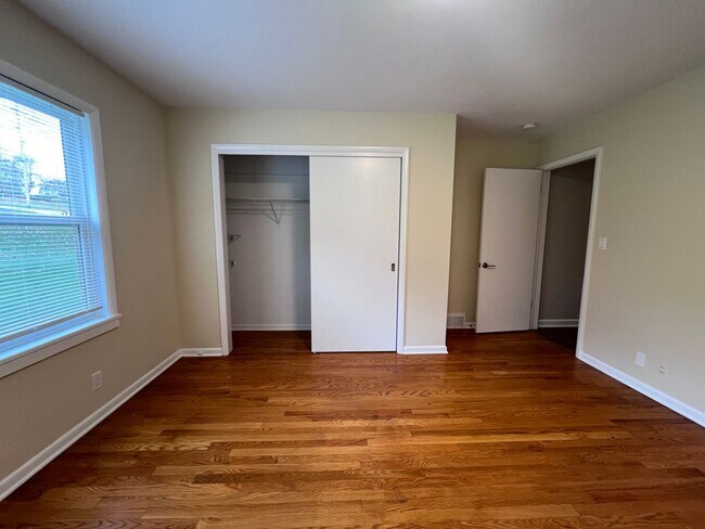 Building Photo - Recently Renovated Home within Walking Dis...