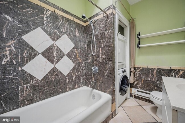 Building Photo - 859 N 21st St