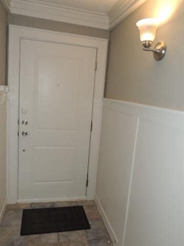 Building Photo - 5224 Knox Dr