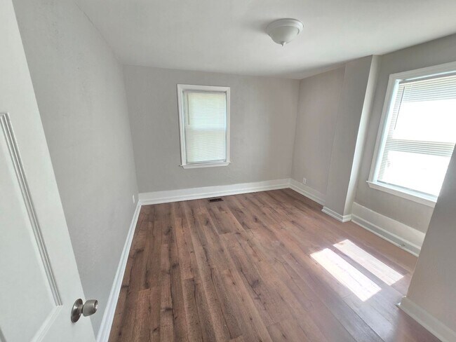 Building Photo - Charming Home in East Baltimore