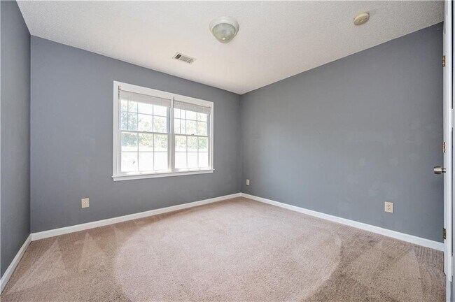 Building Photo - 105 Celia Ct