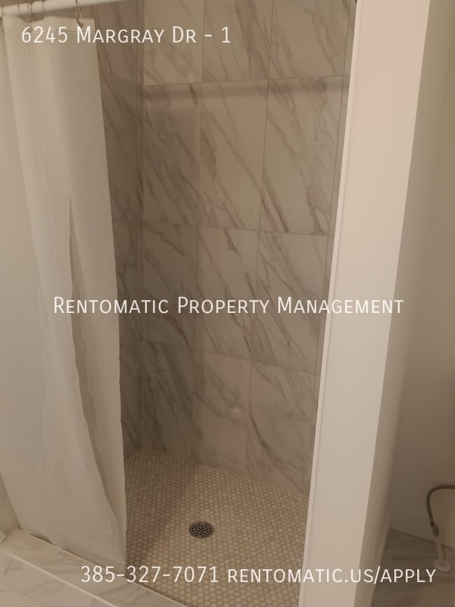 Building Photo - 6245 Margray Dr