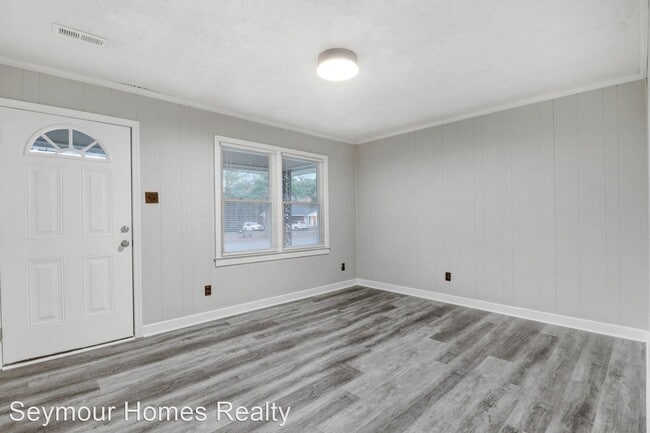 Building Photo - 3 br, 1 bath House - 178 Best Avenue