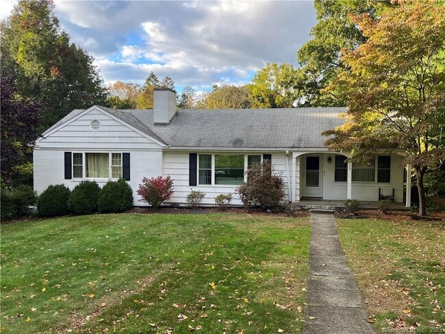 Building Photo - 129 Buttonball Rd