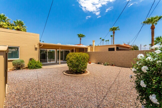 Building Photo - 2 Bedroom remodeled home in 55+ community ...
