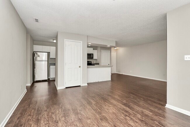 Building Photo - 7360 Rose Terrace Ct